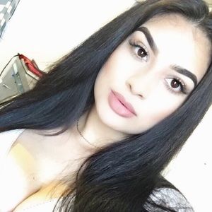 Meet your Posher, Areli